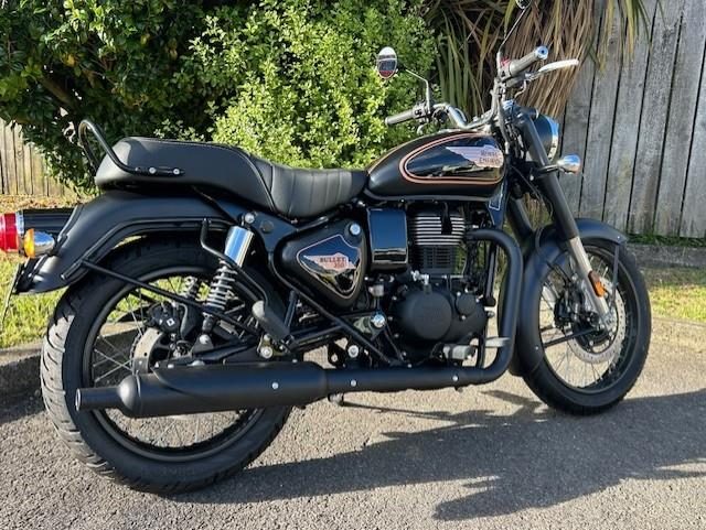 Bullet 350 - Black/Gold