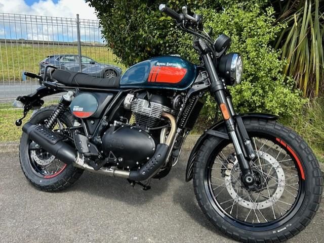 Bear 650 - Petrol Green