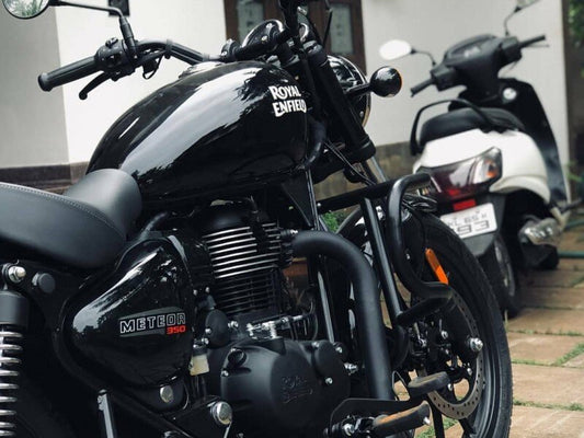 Meteor 350 - Stellar Black